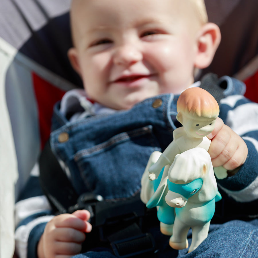 Figurine Léo en caoutchouc, Collection PAPO BABY, jouet d’éveil sûr et adapté aux tout-petits