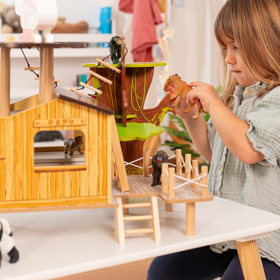 L'hôpital de la brousse + 2 figurines offertes